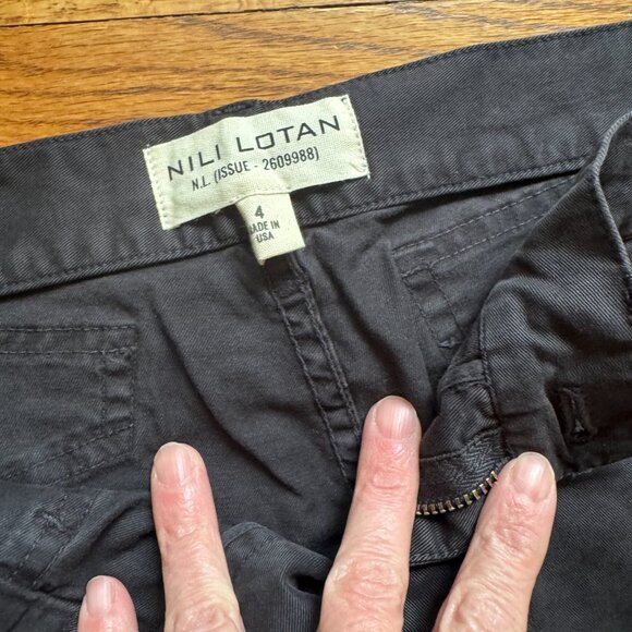 Nili Lotan Tibault Straight-Leg Cargo Pants, Size 4. - Picture 5 of 9